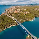 Apartamento Luka Jadrtovac