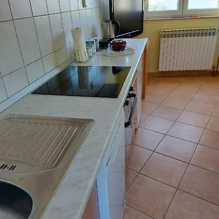 Luka Apartman *