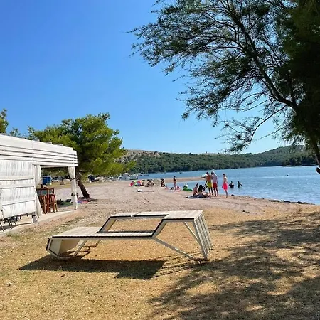 Luka Apartman