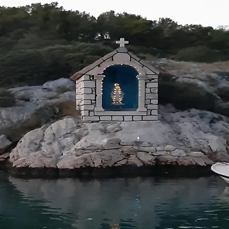 Luka Apartamento Jadrtovac