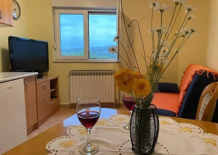 דירה Luka Jadrtovac