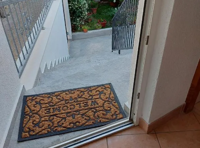 דירה Luka Jadrtovac